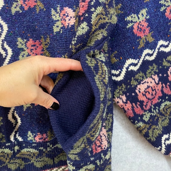 VIntage 46" Bust High Country New Zealand Wool Cardigan Floral Pattern Blue Pink - Picture 5 of 7